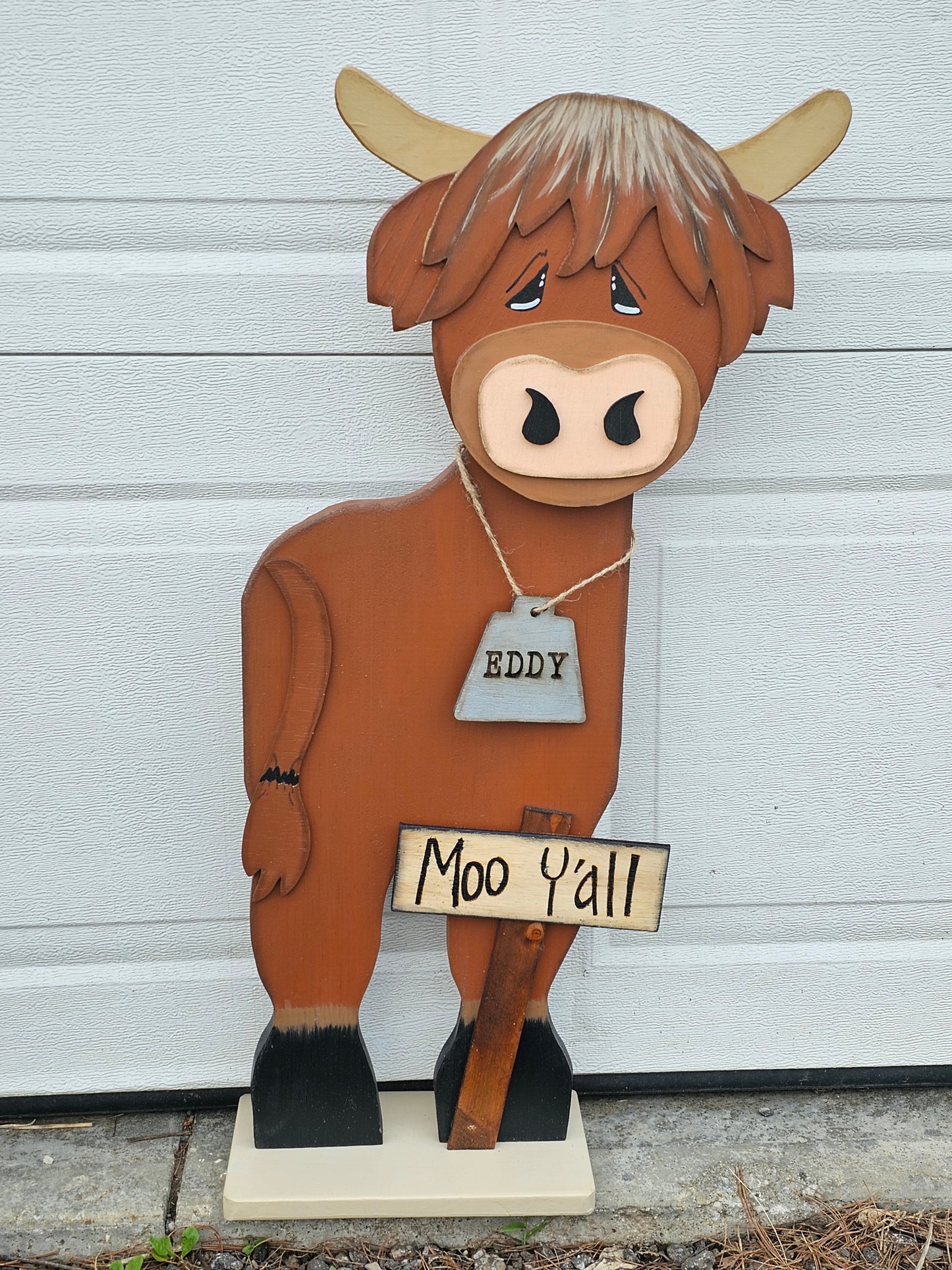 Best Sellers in our Farm Family Collection, the Highland Cow. The perfect country charm for a gift, front porch or home decor decoration