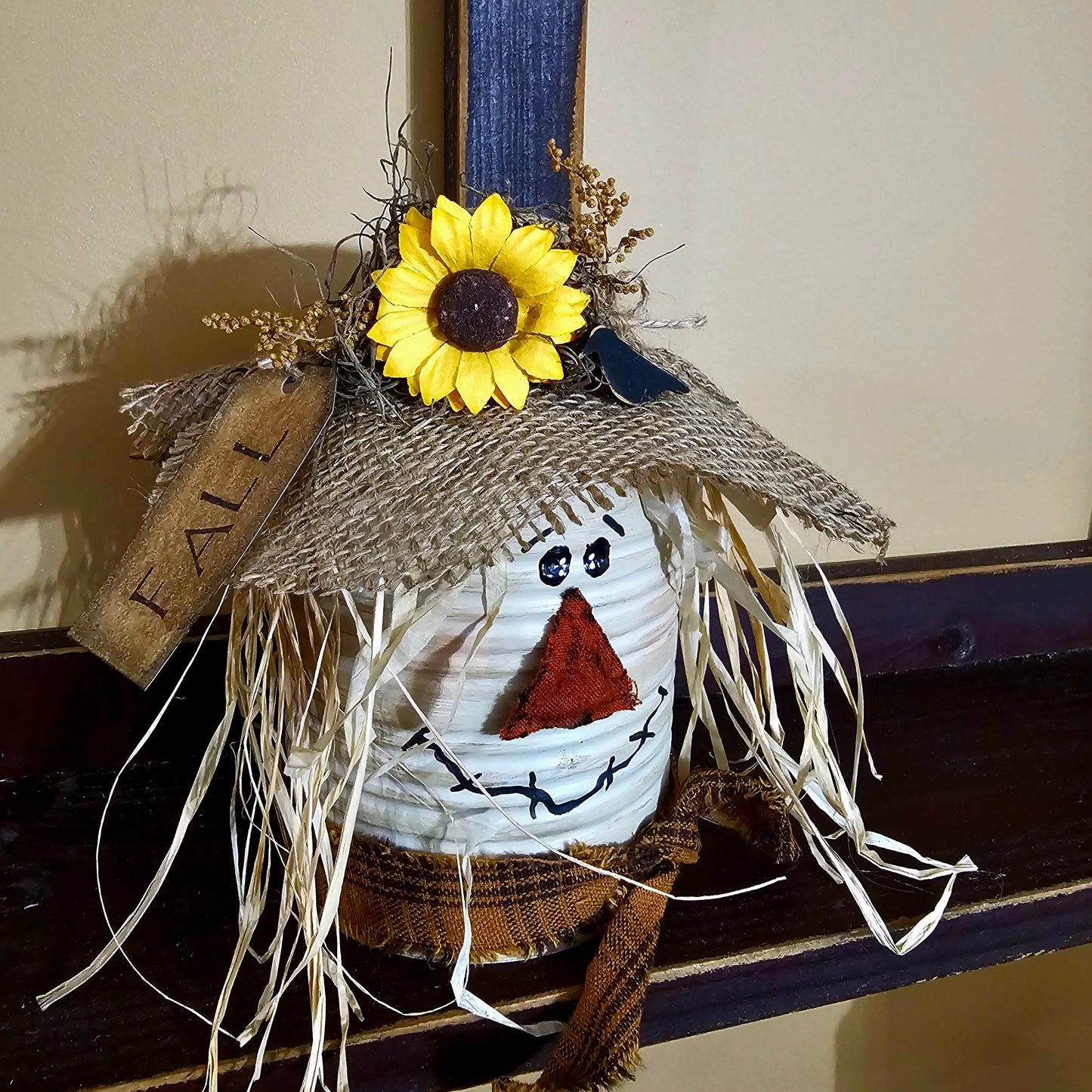 Scarecrow décor, Scarecrow, Scarecrow Can, Fall décor, Fall, Autumn, Fall decorations, Scarecrow decorations.